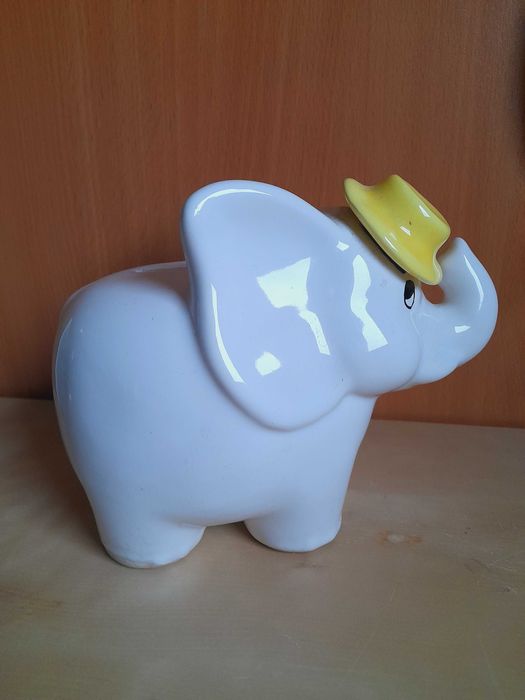 Dwa ceramiczne słoniki - skarbonki