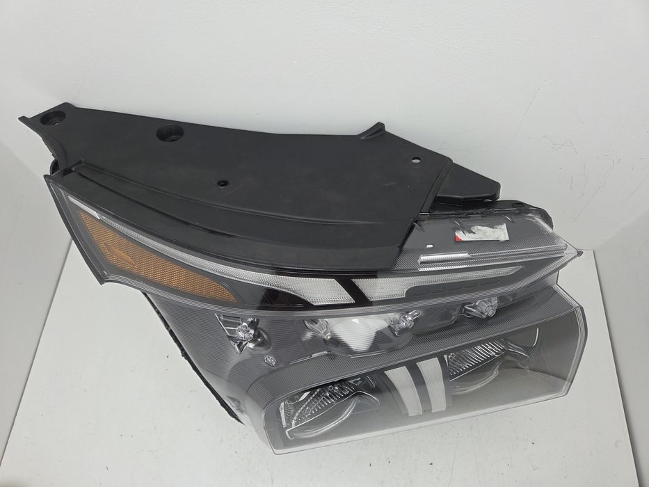 Фара права Hyundai Santa Fe 2021-2023 Full Led USA