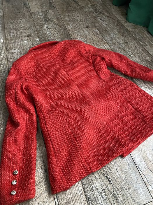 Жіночий піджак ZARA