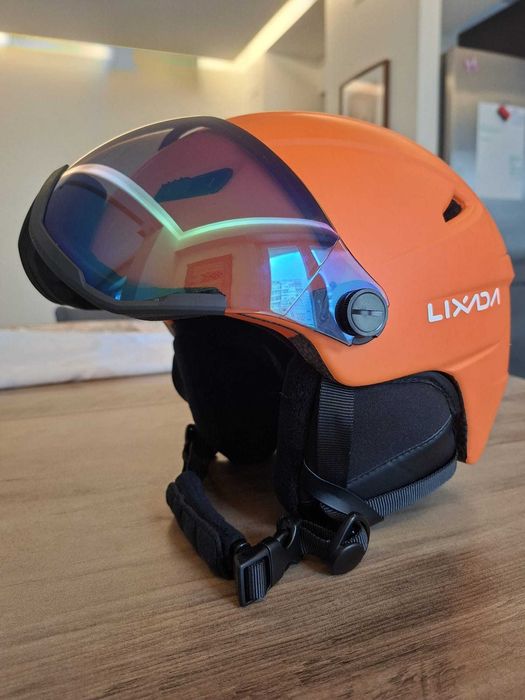 Capacete Ski/Snowboard marca LIXADA