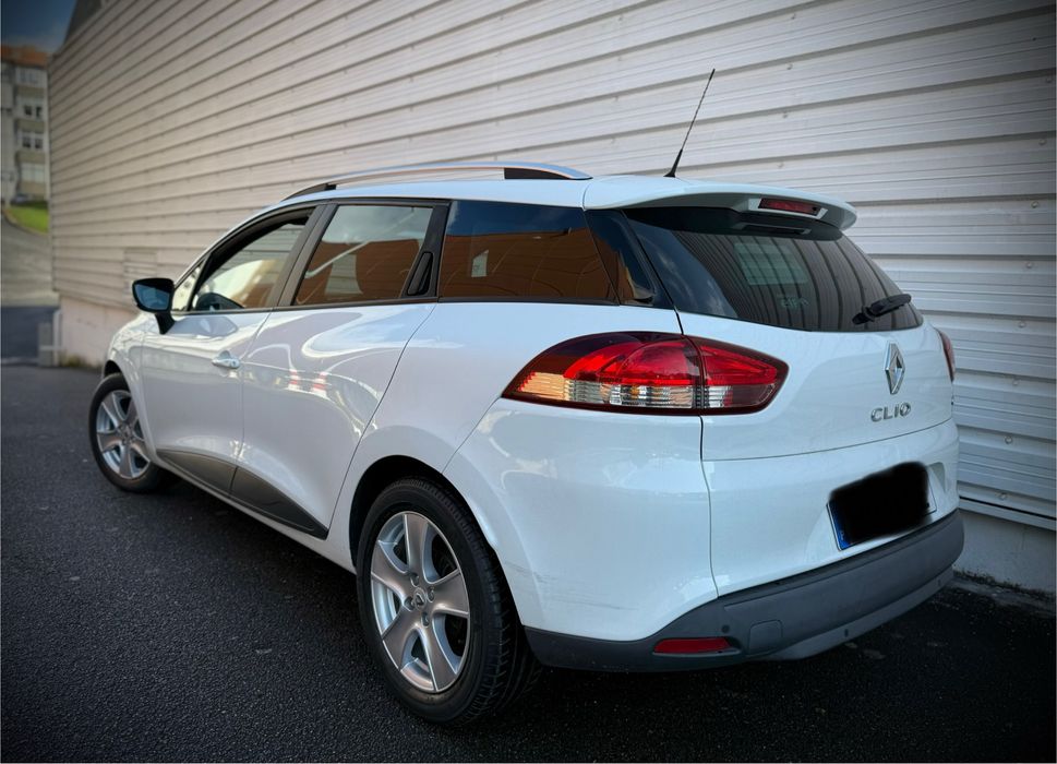 Renault Clio Sport Tourer-1.5 dCI- Historial completo na Marca — photo 3
