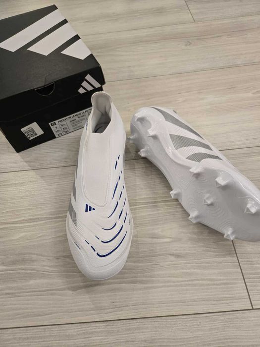 Buty korki adidas Predator League Laceless FG/MG ID3860 roz. 42 2/3.