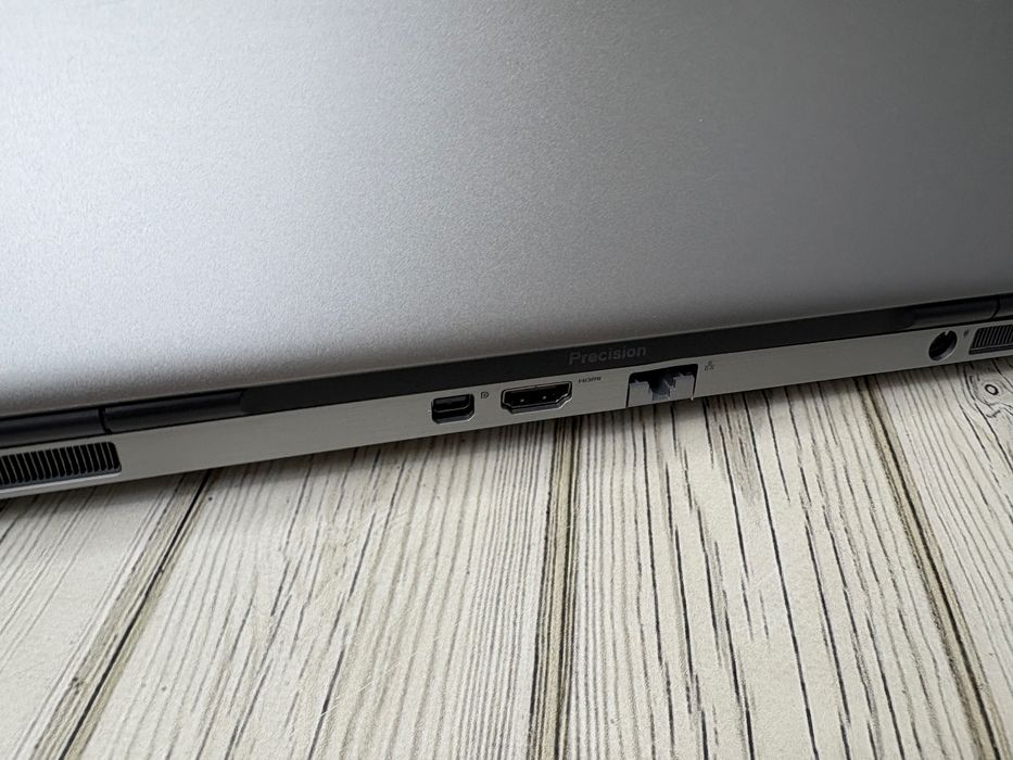 Dell Precision 7560|i9-11950H|32GB RAM|SSD 1 TB|Quadro RTX A4000 8GB