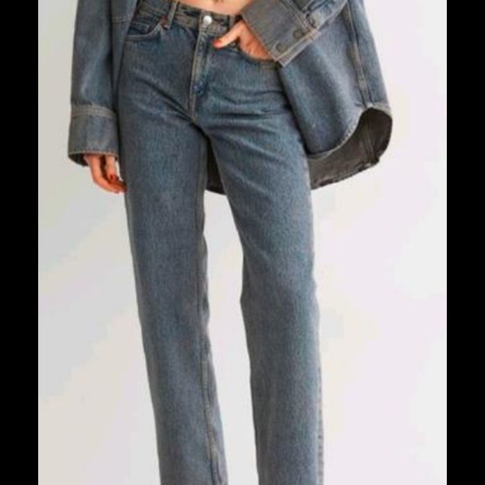 Джинси з H&М з ефектом варених