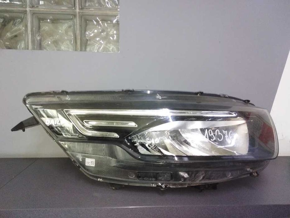 Iveco Daily Lampa Przód Prawa Full Led