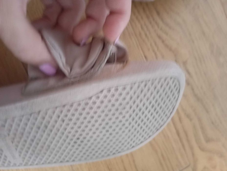 Klapki Stradivarius rozmiar 37