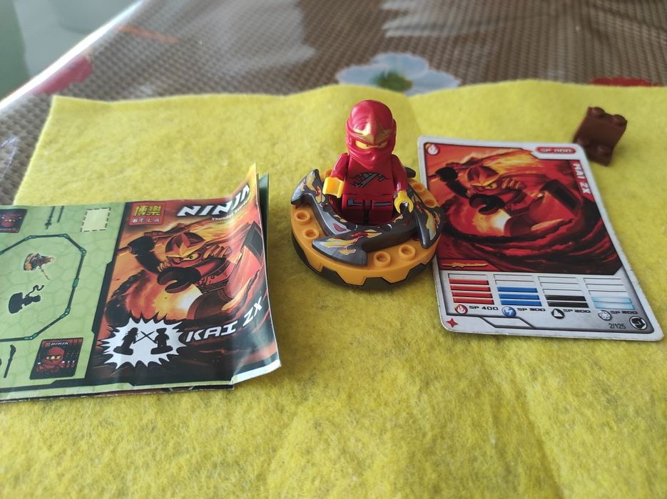 мининабор-бустерпак из серии LEGO