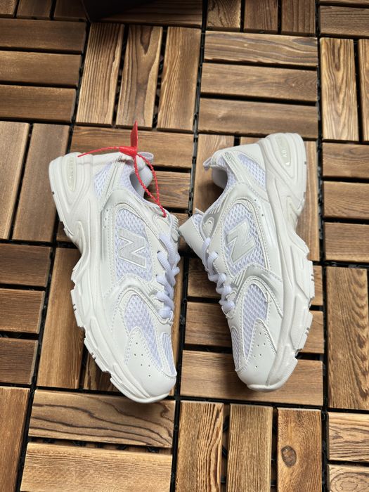 Кросівки жіночі new balance 530 white білі нью беланс