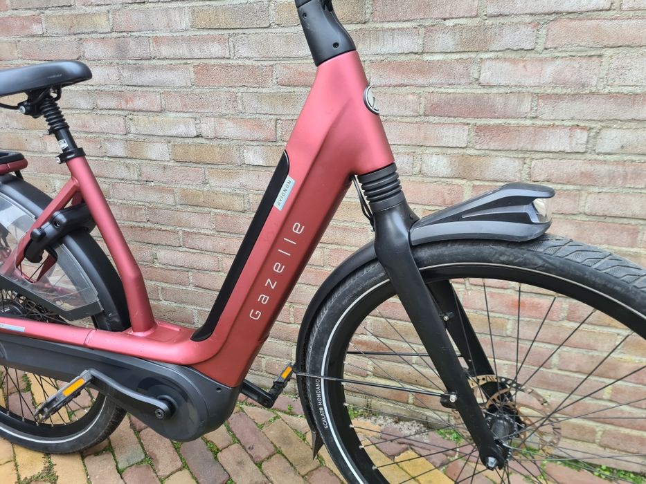 Rower Elektryczny Gazelle Avignon C8