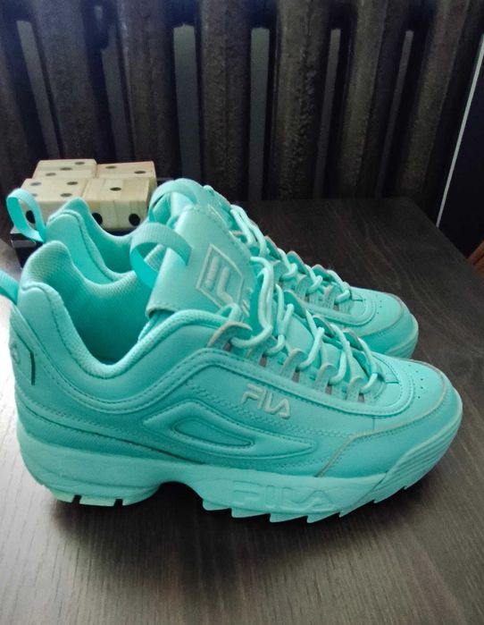 Жіночі кросівки FILA блакитні 9/ 40/25 см не NewBalance не Nike не Adidas