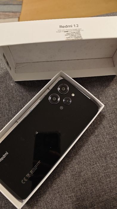 Xiaomi Redmi 12 (8/256)