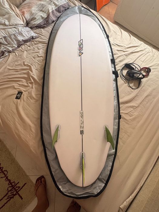 Prancha de Surf Santana Breeze 5'11" Epóxi – Conjunto Completo
