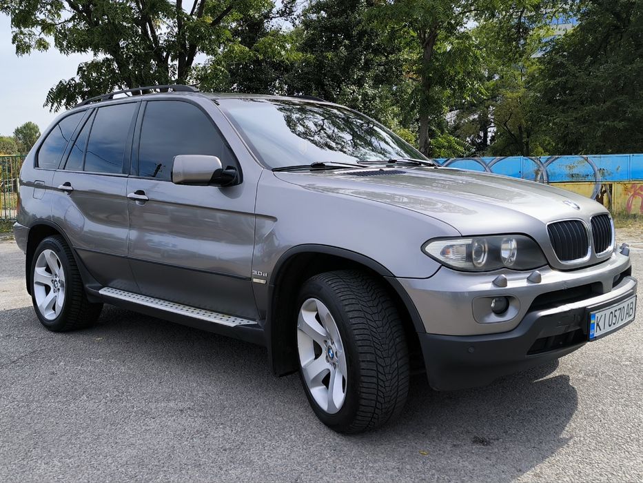 продаж BMW X5 e53