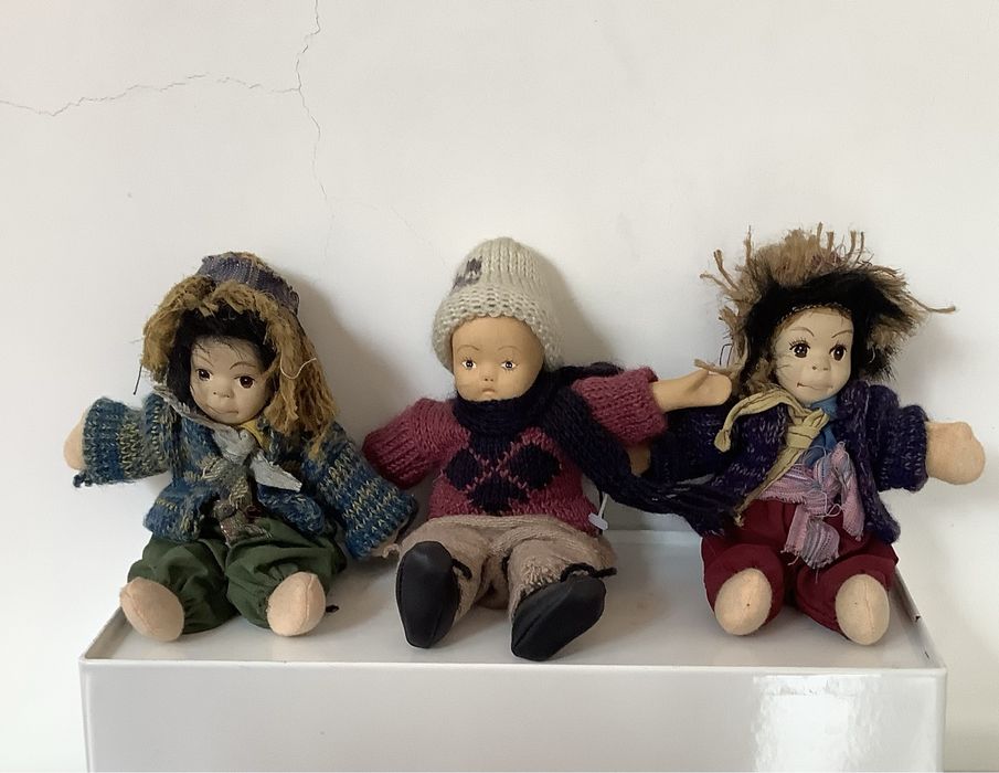 3 bonecos decorativos