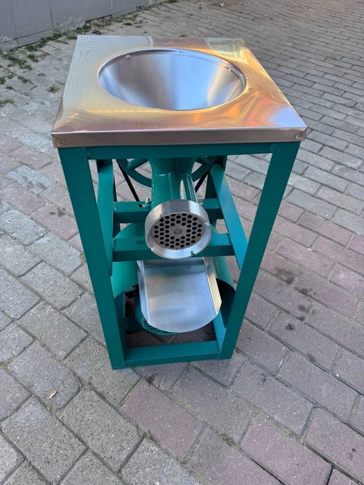 Мясорубка чугунна промислова 32 Fermax MC-FM2 з мотором  нержавіюча