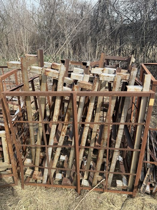 Gruba stal kosze kątowniki