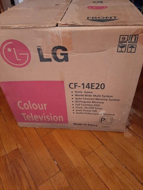 Продам телевизор.LG CF14E20. По диагонали - 14"-35