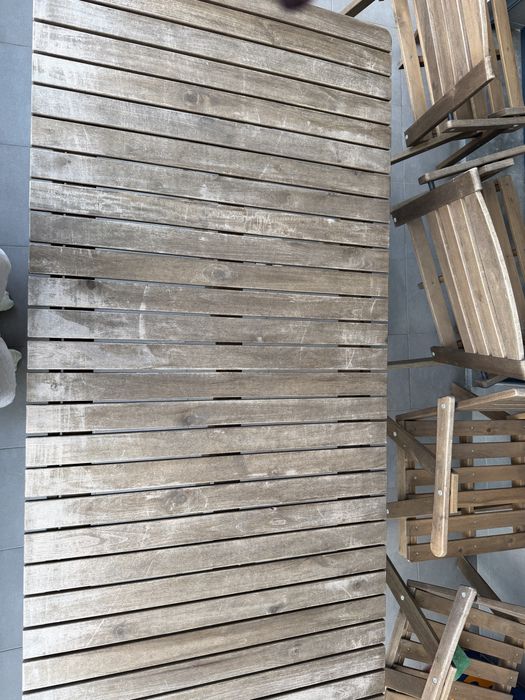 Conjunto mesa jardim e 4 cadeiras