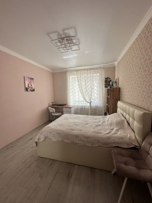 Продаж 2 кімн квартири з ремонтом
