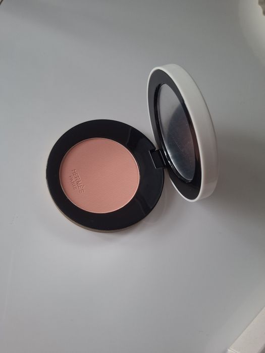 Rose Hermes Paris Silky Blush Powder  28 Rose Plume bestseller róż