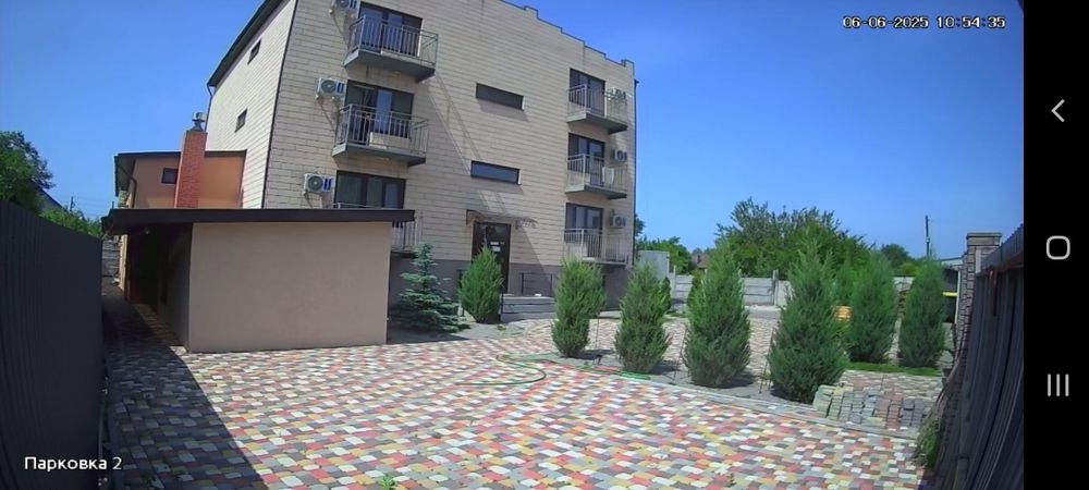 Бассейн на крыше квартиры