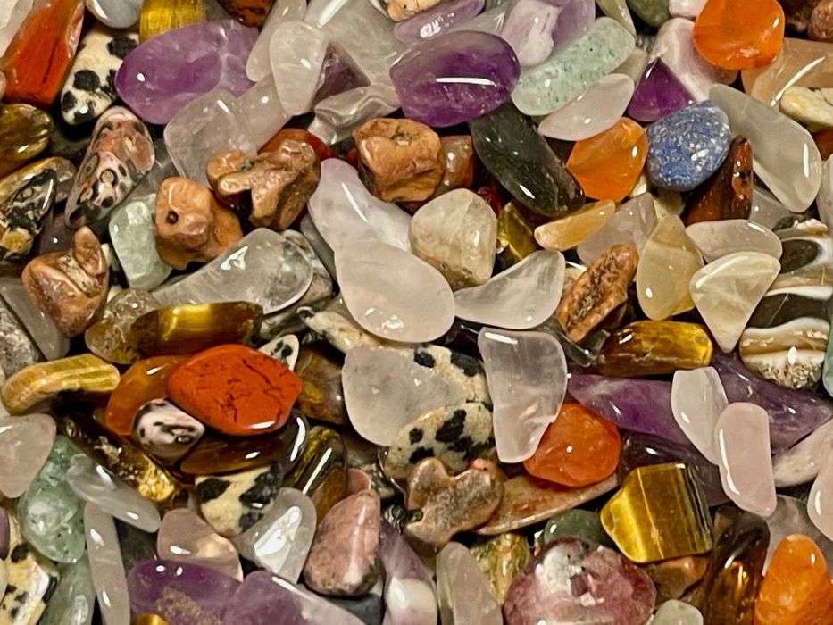 Pedras preciosas roladas variadas 89g