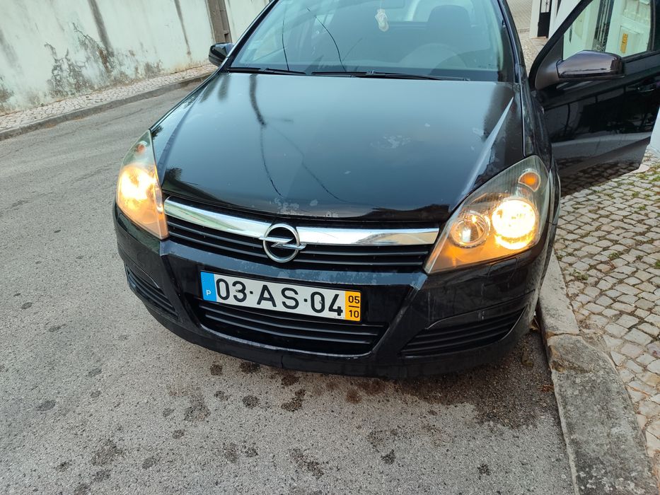 Opel astra 1.3 CDTI 150 mil quilómetros foto 4
