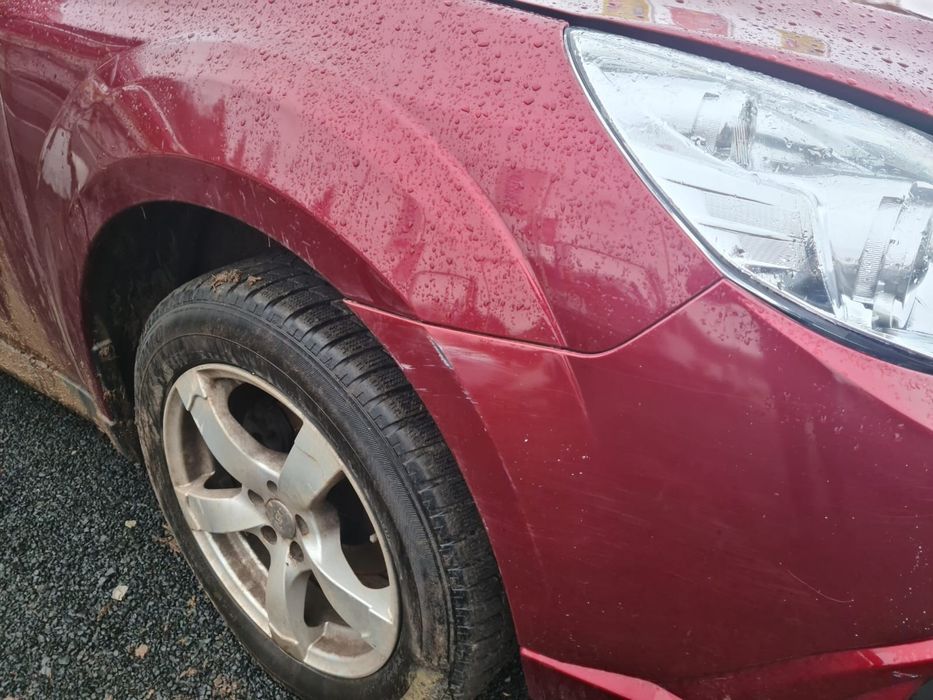 Subaru 2,5 benzyna automat