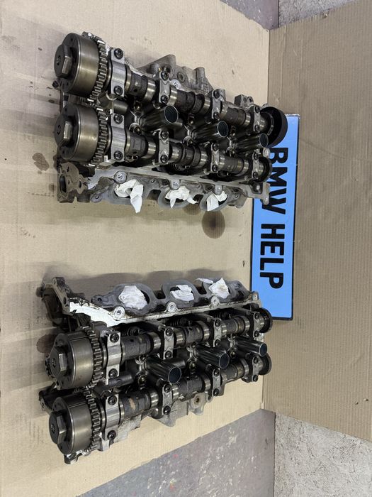 Головка блока цилиндров гбц голова левая правая Jeep Cherokee 3.2 V6 Pentastar Двигатель Двигун