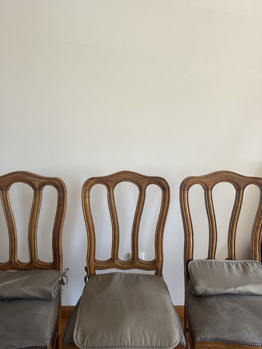 Vendo 6 cadeiras MADEIRA NOGUEIRA