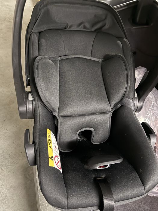Продам автокрісло Britax Römer BABY-SAFE CORE (Space Black)