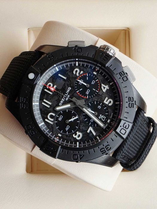 Breitling Avenger B01 Chrono. 44 Night Mission 2024r. / Gwar. do 2032r