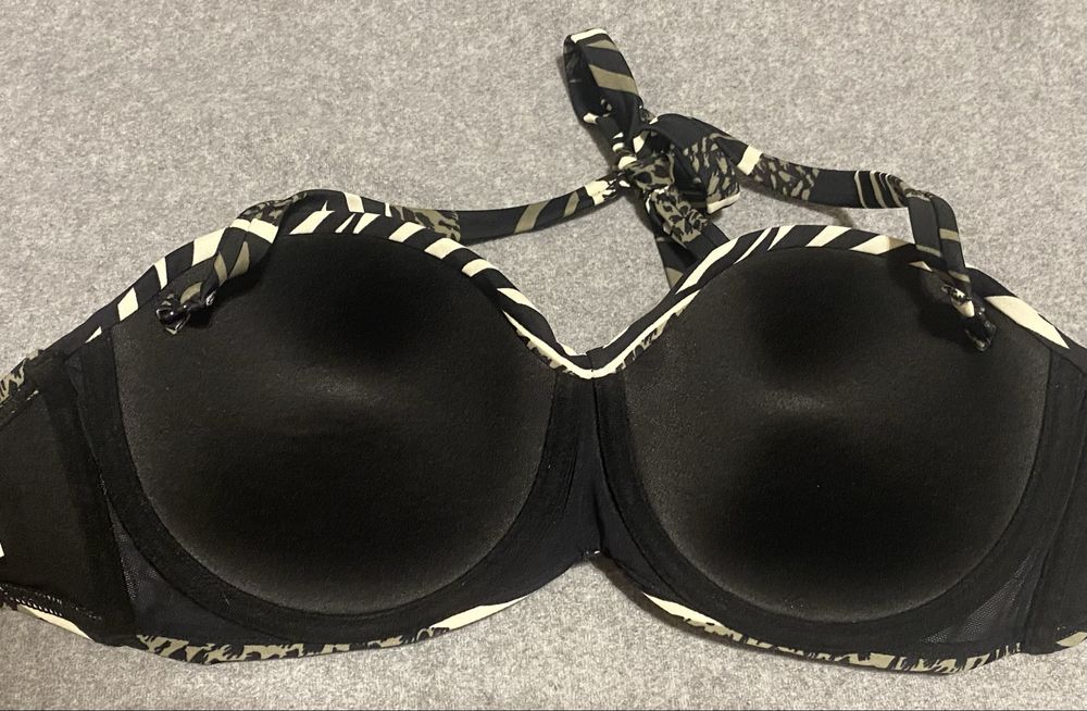 Bruno Banani biustonosz usztywniany góra od stroju 38D zielony czarny