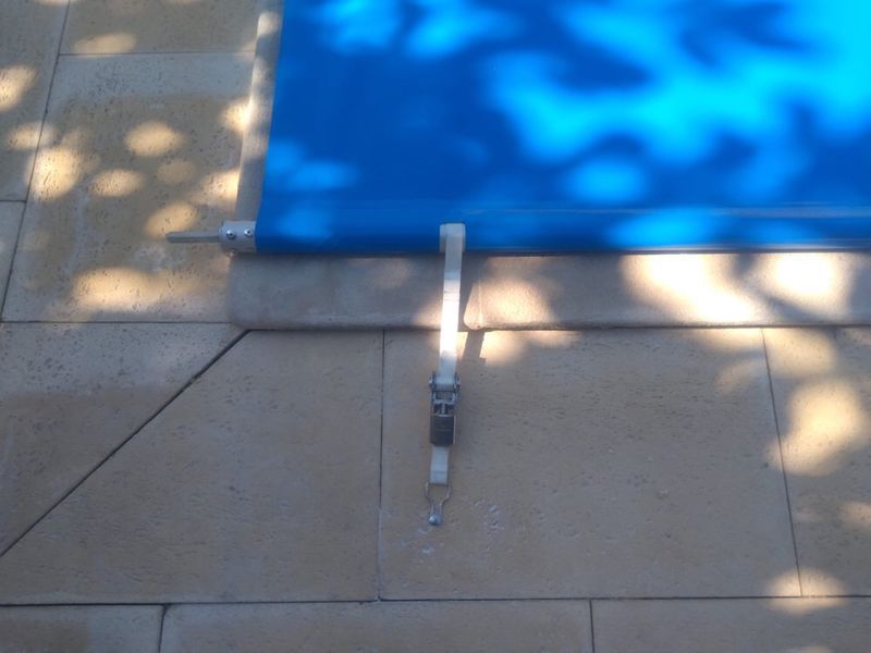 Cobertura de barras  piscina segurança  baixa de preço, informe-se