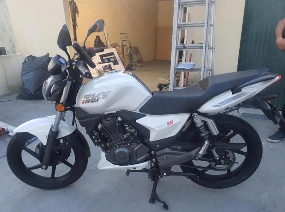 Vendo mota keeway rks 125