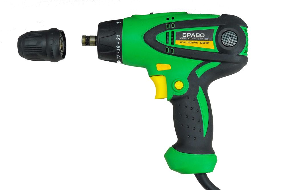 Шуруповерт сетевой Браво ВСШ-1200\2 DFR, 2- скорости, съемный патрон