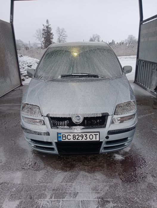 Фіат уліс2 2002р
