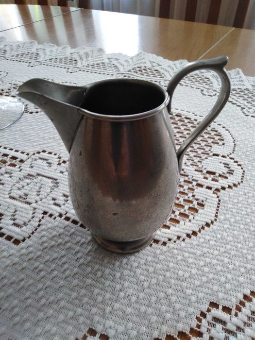 Zestaw plater dzbanek mlecznik cukiernica