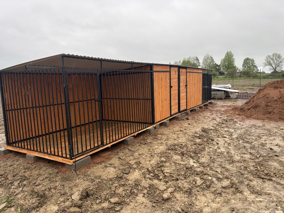 Kojec dla psa + schowek