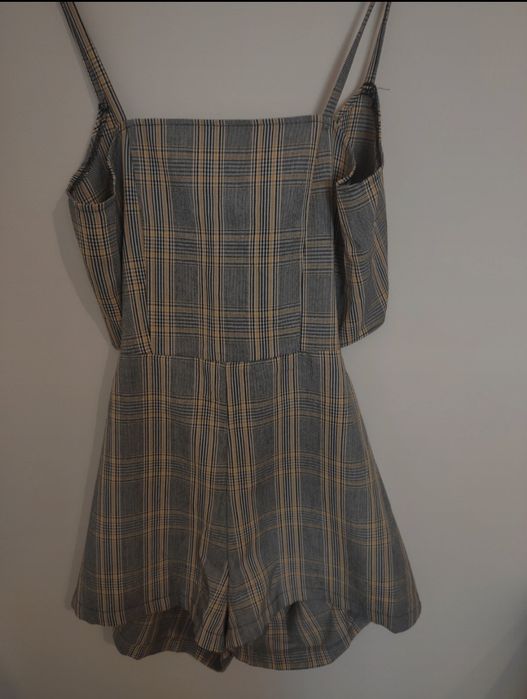 Macacão de calções