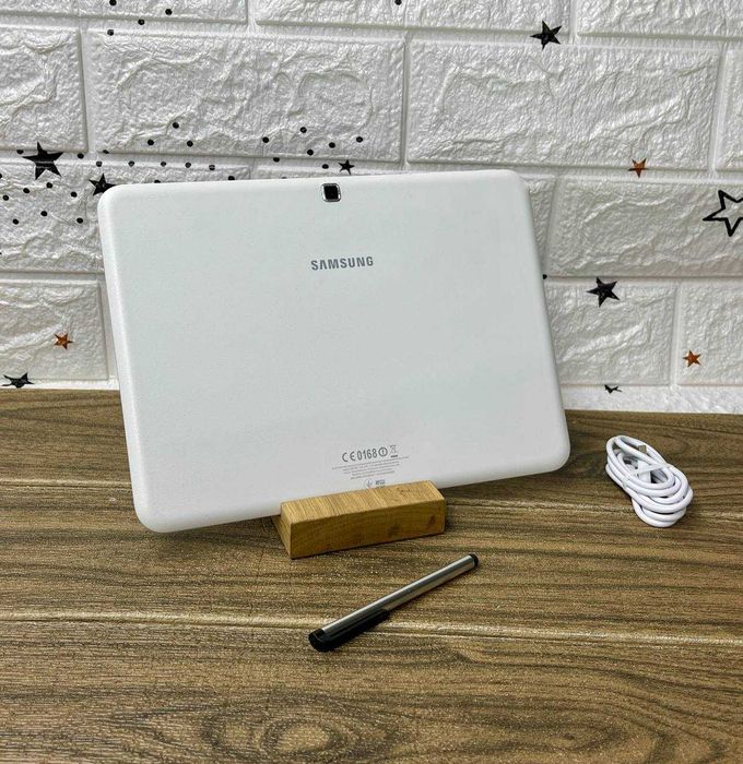 Планшет Samsung Galaxy Tab (10 дюймів)