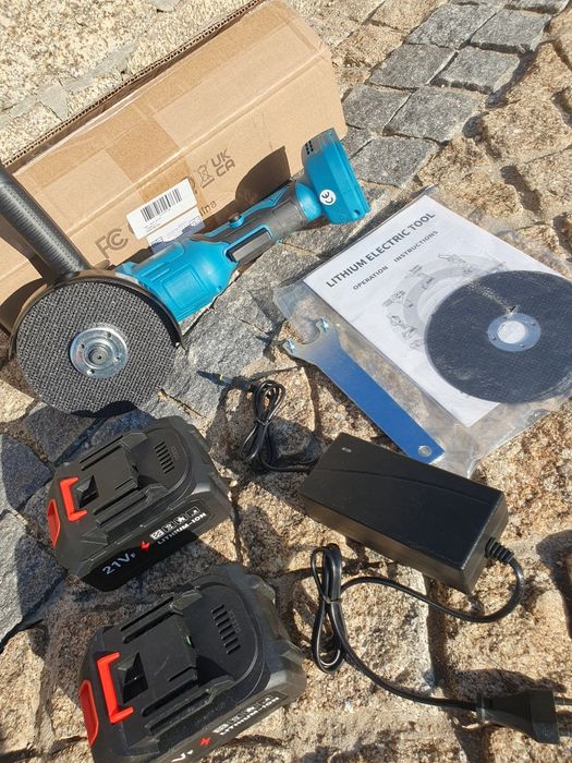 Rebarbadora Média a Bateria 21V Brushless c/ 2 Baterias (Nova)