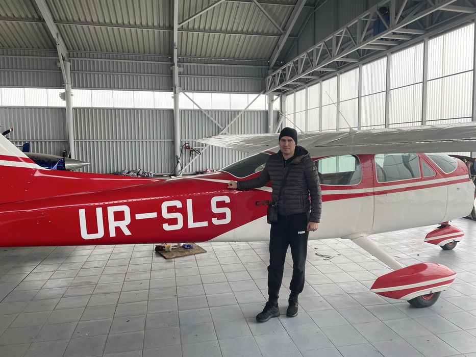 Продам літак Cessna 177 Cardinal