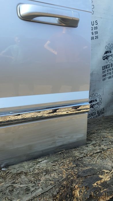 Дверка передня ліва jeep grand cherokee 2005-2010