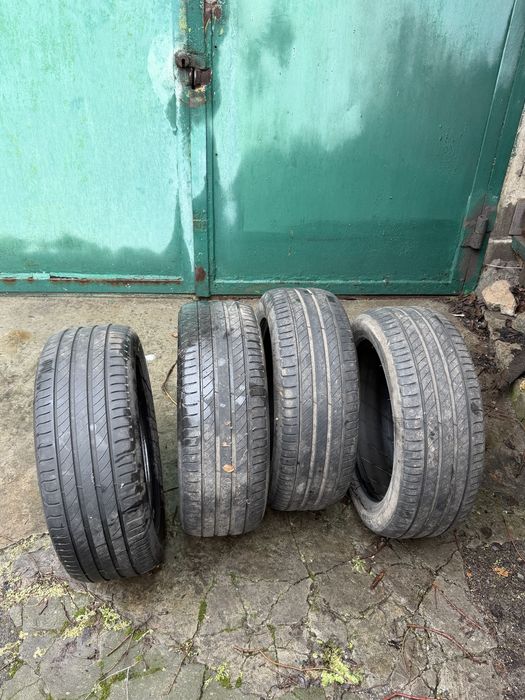 Резина летняя мишлен 205 55 R16