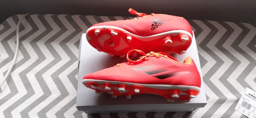 Chuteiras "adidas" (37 1/2)