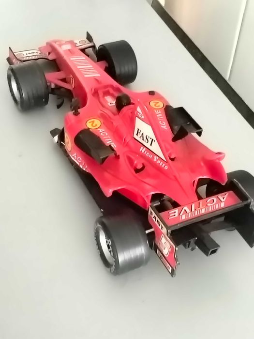 Carrinho de formula 1 miniatura