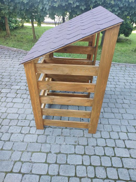 Obudowa kosza na śmieci