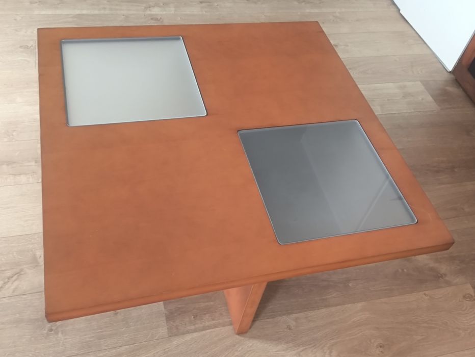 Mesa de Centro em Cerejeira