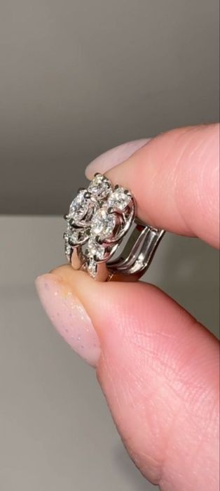 Срібні сережки з муасанітами